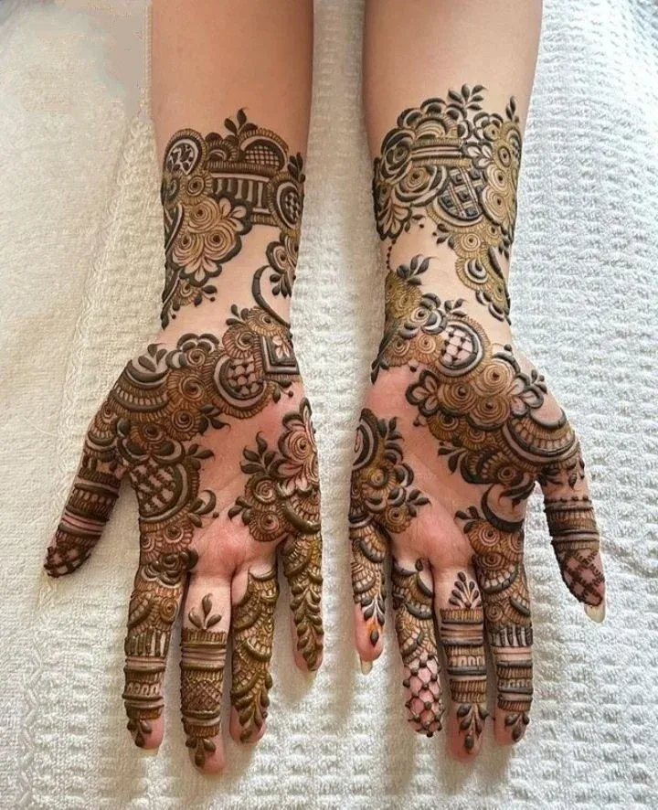 Royal Front Hand Mehndi Design idea
