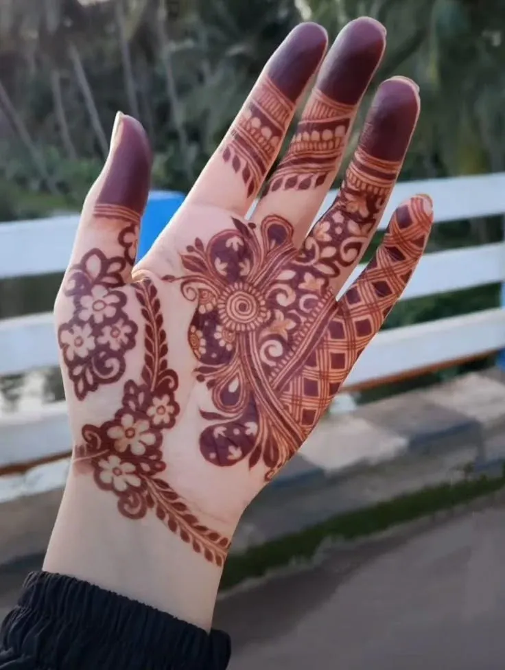 Royal Front Hand Mehndi Design idea