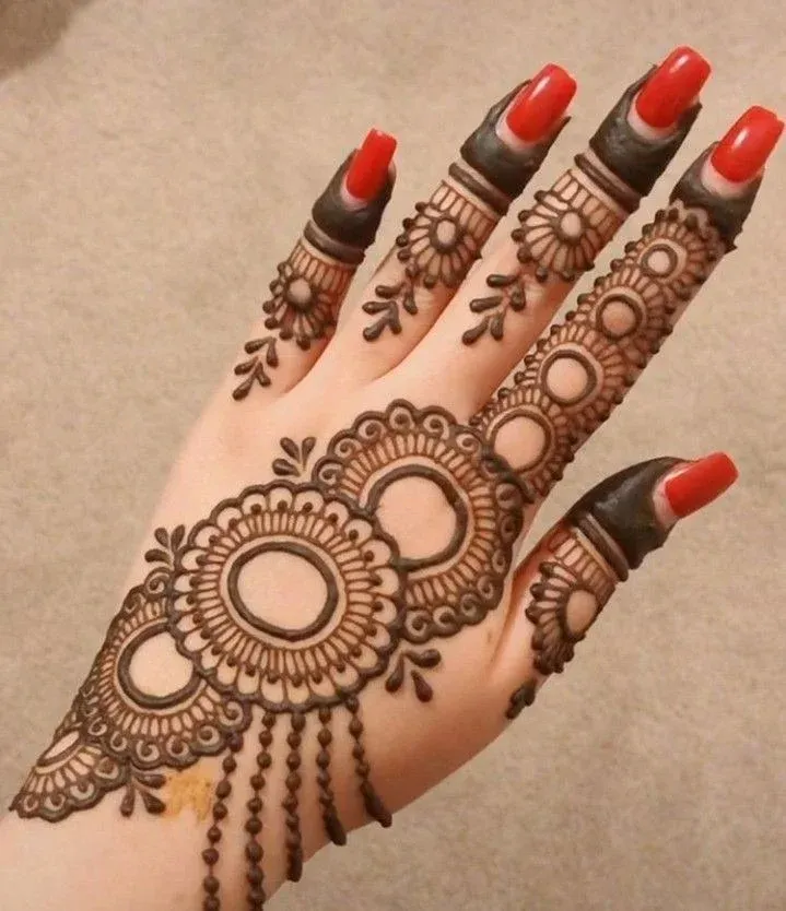 Simple Mehndi Designs for Kids idea