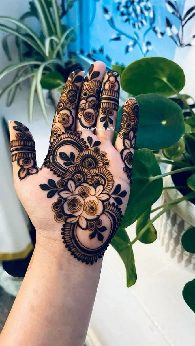 Royal Front Hand Mehndi Design idea