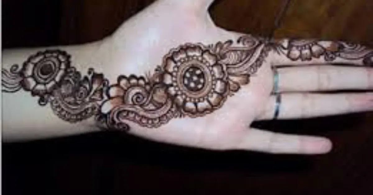 One Side Mehndi Design idea
